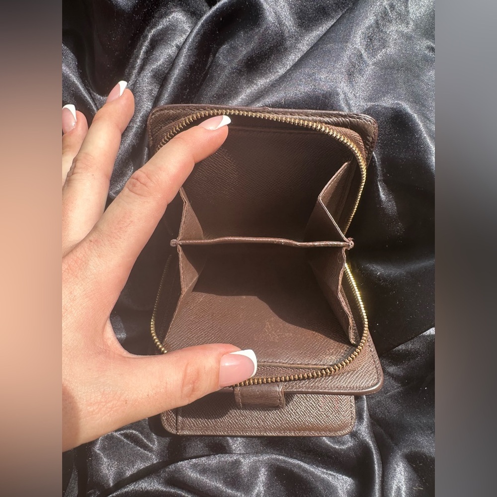 Louis Vuitton Damier Ebene Compact Wallet - Picture 5 of 8